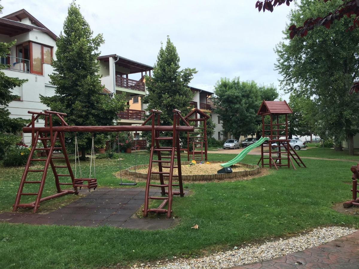 Bella Apartman Balatonalmádi מראה חיצוני תמונה